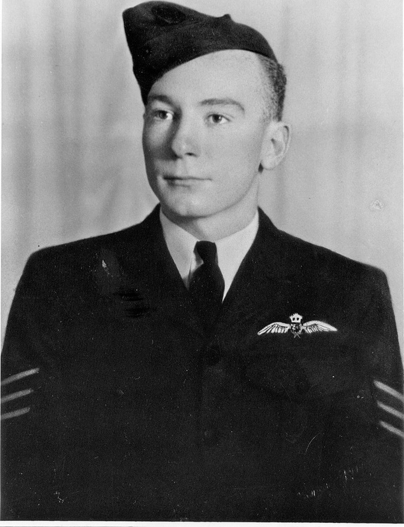 Other image for Pilot hero remembered on anniversary